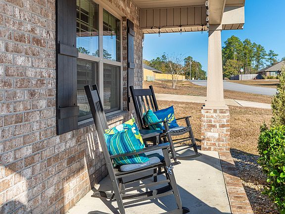 5th image of 5792 Dogwood Dr E