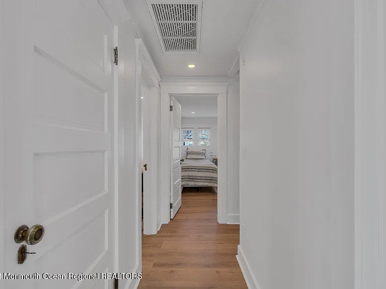 64 Curtis Ave — Photo 31