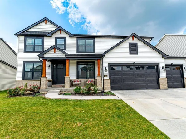 163 Far Meadow Dr, Lake Saint Louis, MO 63367