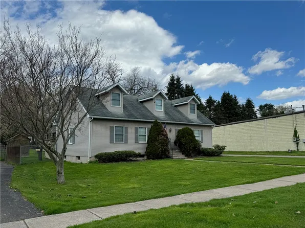 6 Front St, Bainbridge, NY 13733