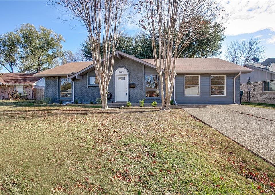 1st image of 918 Park East Cir