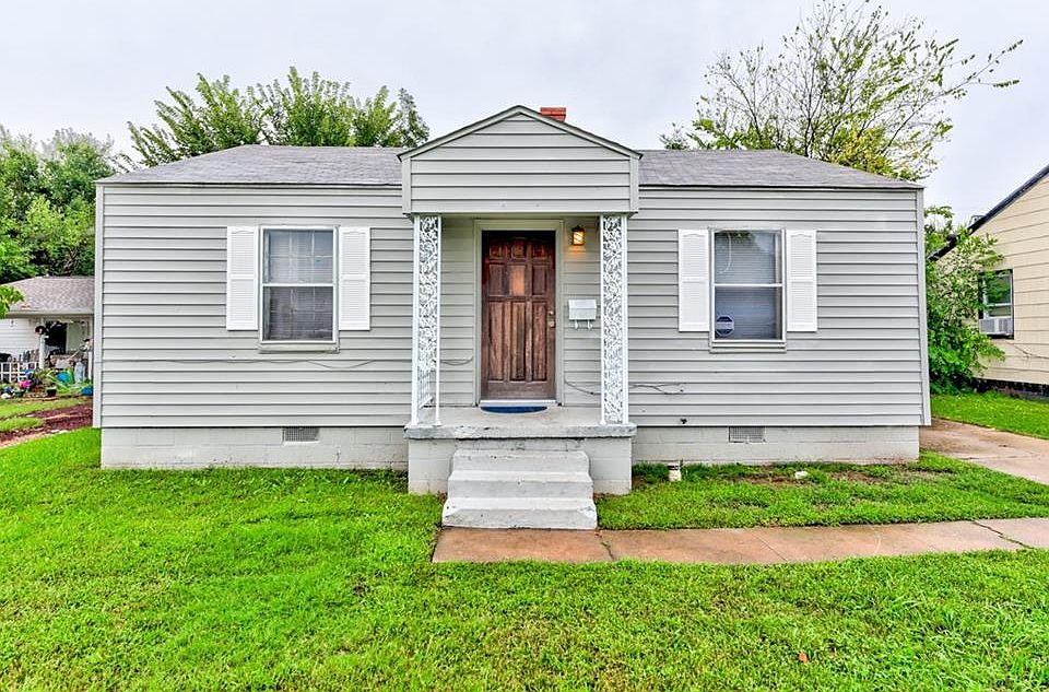 2nd image of 2924 NW 30th St