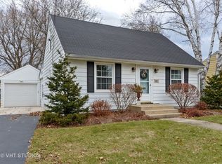 927 Albert Ave, Sycamore, IL 60178