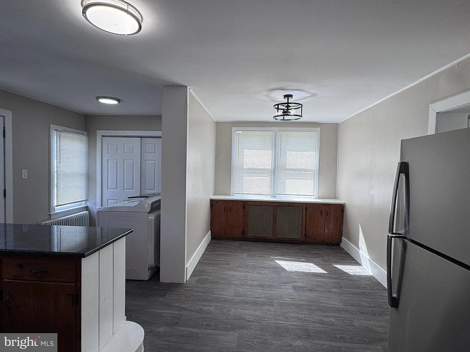 4 bed, 2.0 bath, 2000 sqft, $2,550 — Photo 3