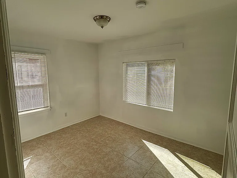 1551 N Calle Futura #3 — Photo 7