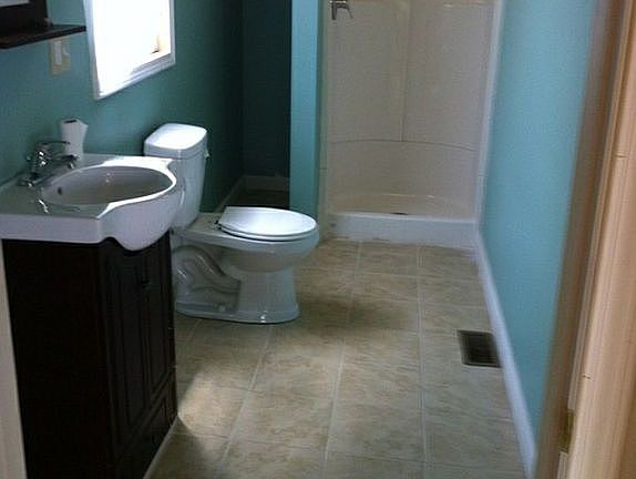 2nd image of 147 Holland Ave