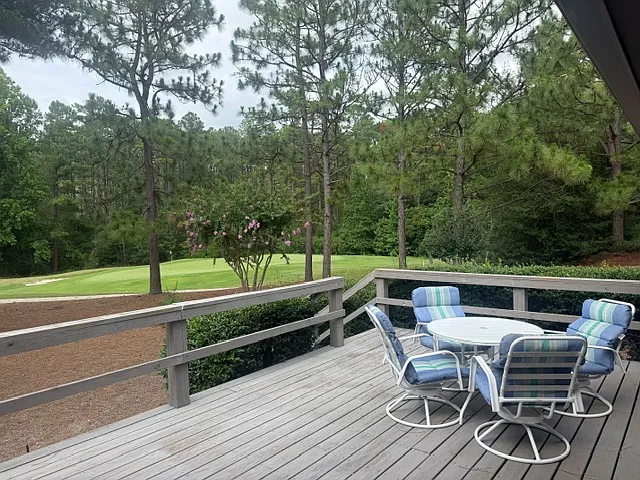145 Glen Abbey Trl — Photo 6