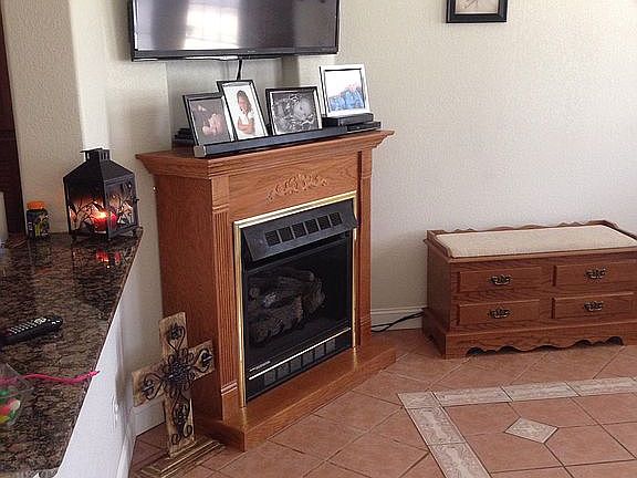 2nd image of 212 Lakeside Dr