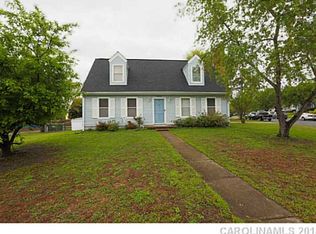 10810 Copper Field Dr, Pineville, NC 28134