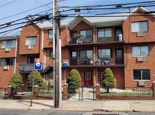 67109 Burns St APT 3B, Flushing, NY 11375