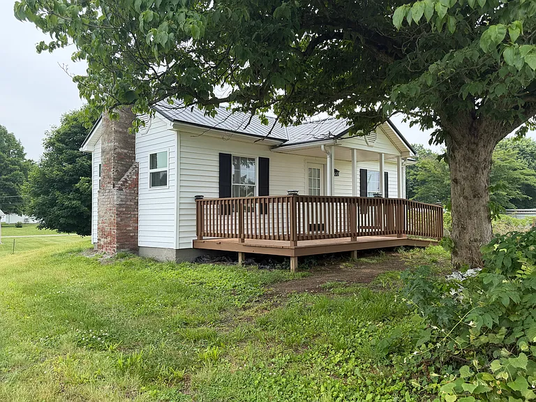 11673 Huntington Rd — Photo 24