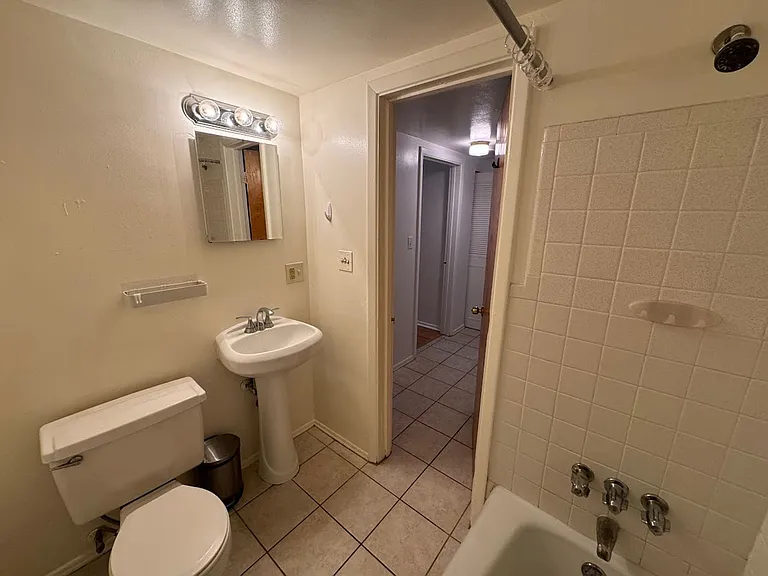 730 S. Negley — Photo 36