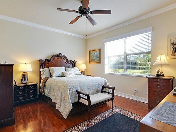 4th image of 15732 Aurora Lake Cir