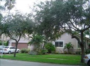 1532 NW 182nd Way, Pembroke Pines, FL 33029