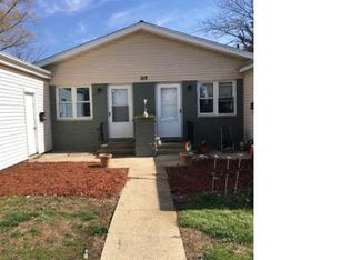 312 Cranmer Dr, Springfield, IL 62704