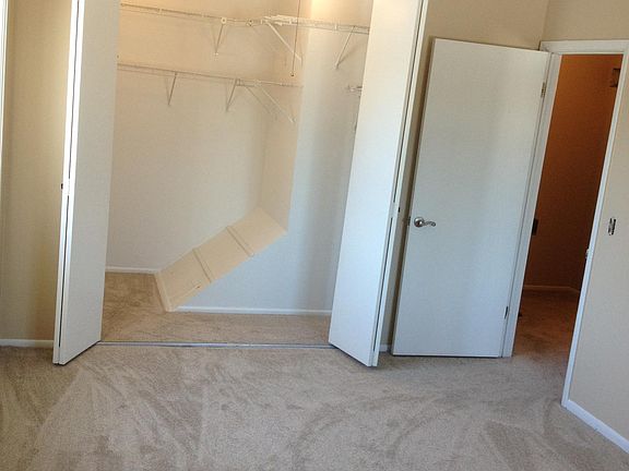5th image of 744 Whitesail Dr