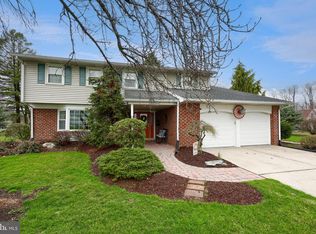 701 Colony Dr, Palmyra, PA 17078