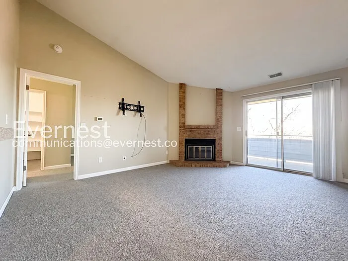 8035 W Eastman Pl #304 — Photo 6