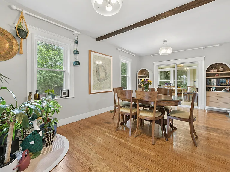 55 McCormack Ave — Photo 9