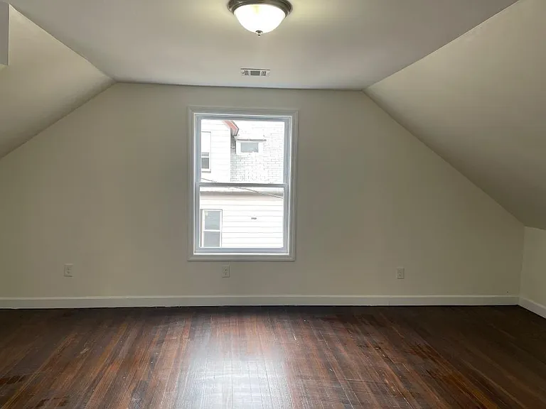 108 Elm St #3 — Photo 14