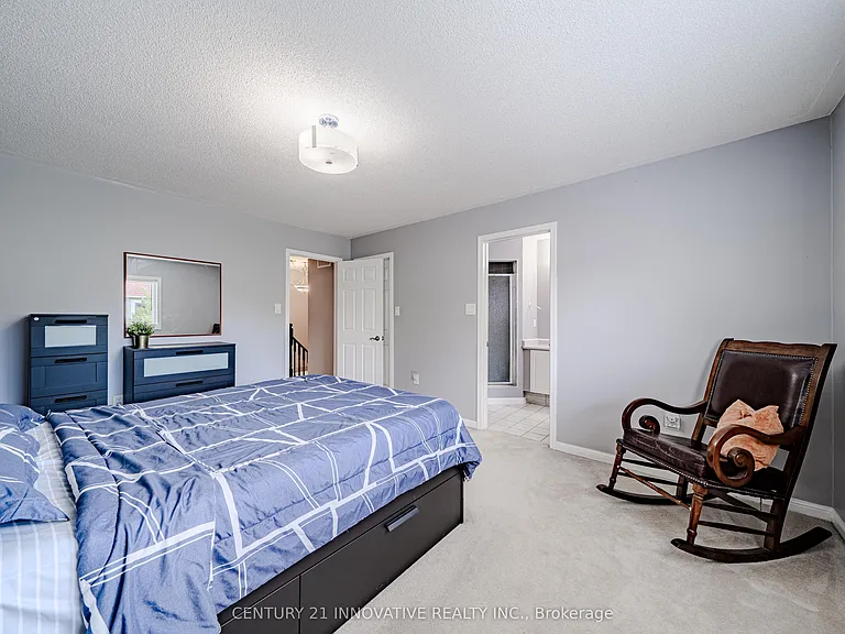 28 Samandria Ave #UPPER — Photo 30