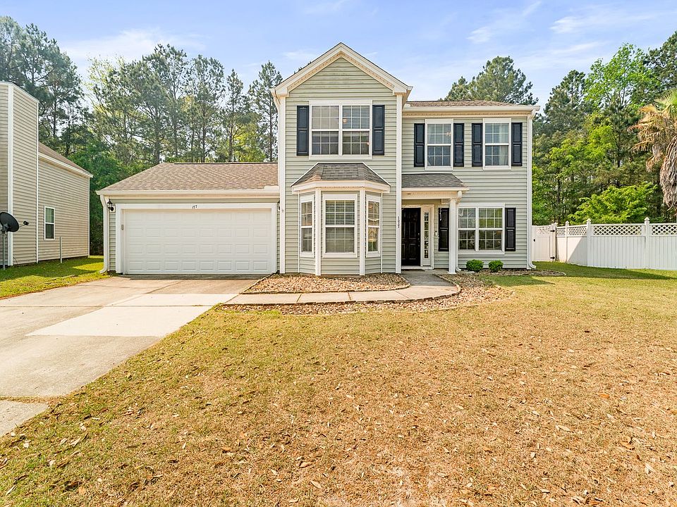 1st image of 177 Old Pond Cir