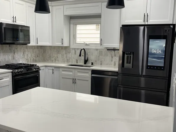 97 N 13th St Floor 1, Bloomfield, NJ 07003