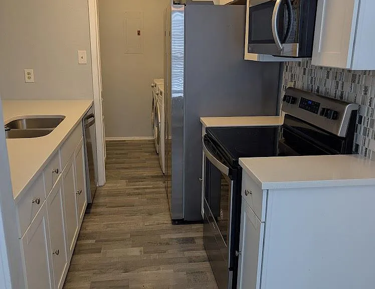 2102 Kirksey Dr #A — Photo 6