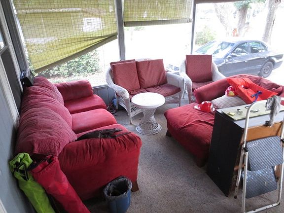 4th image of 1930 SE 170th Ave
