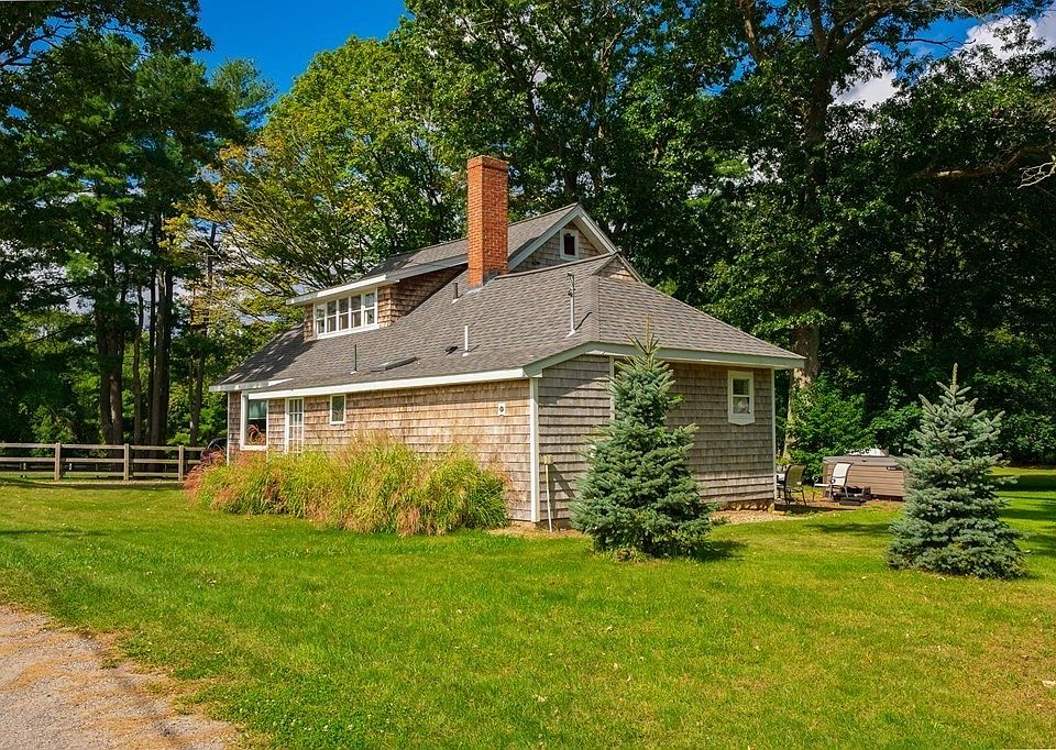 233 Washington St, Pembroke, MA 02359 Zillow