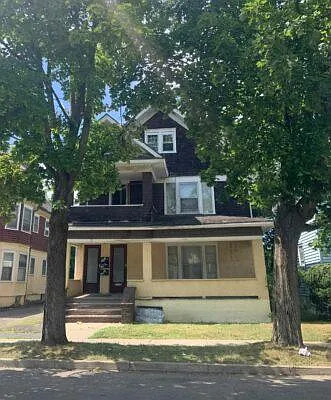 2 bed, 750 sqft, $1,490 — Photo 1