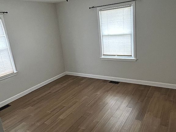 3rd image of 1750 Sioux Pl