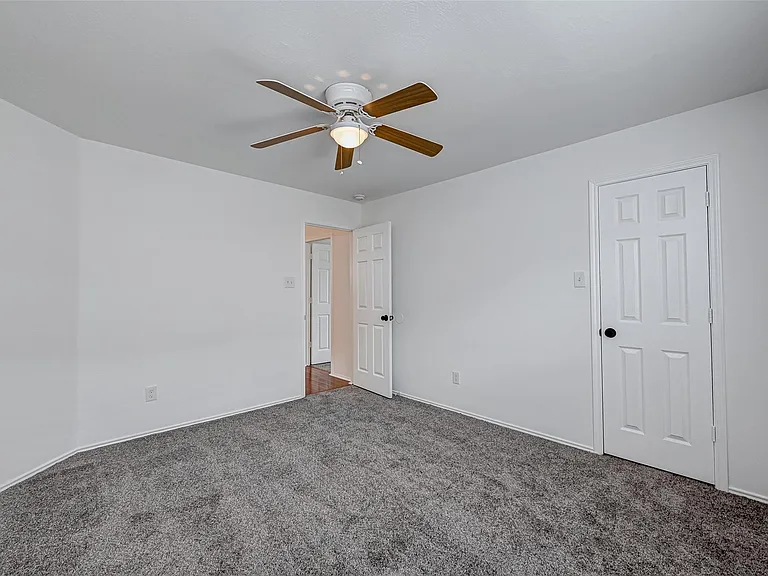 6906 Anson Point Ln — Photo 19