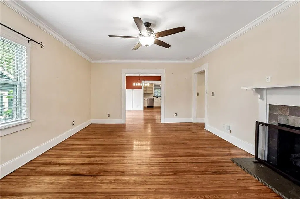 3 bed, 2.0 bath, 1878 sqft, $2,500 — Photo 3