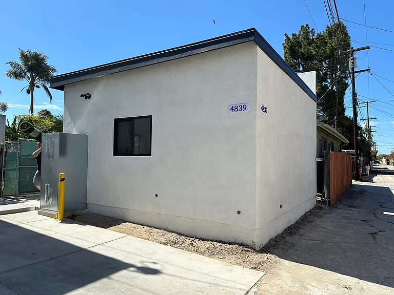4839 Hawley Blvd — Photo 6