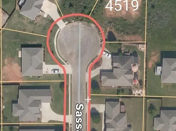 4523 Sassafras Cir #100, Bessemer, AL 35022