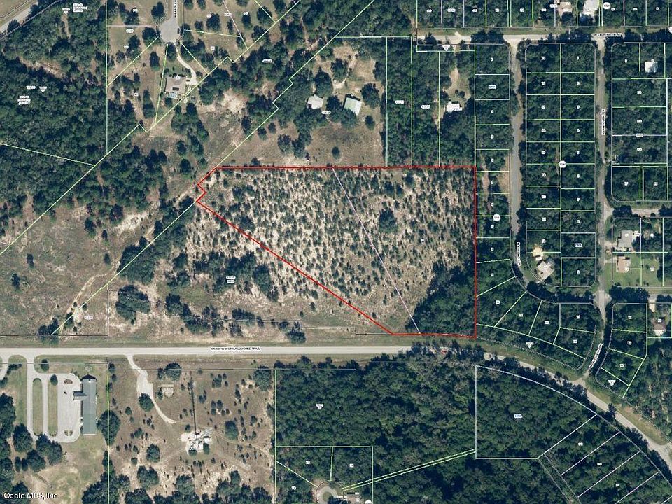 1st image of 765 W Withlacoochee Trl