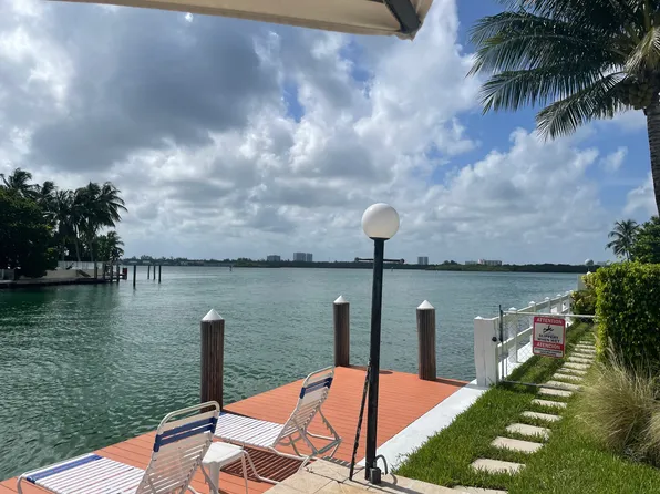 10250 W Bay Harbor Dr APT 3E, Bay Harbor Islands, FL 33154