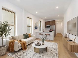 246 E 53rd St #2B, New York, NY 10022