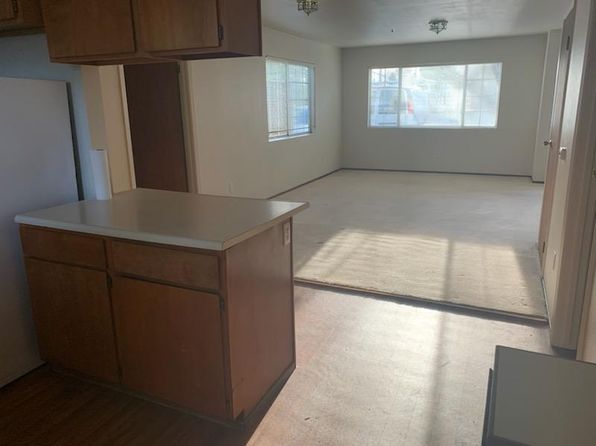 1025 E Cotati Ave APT 1