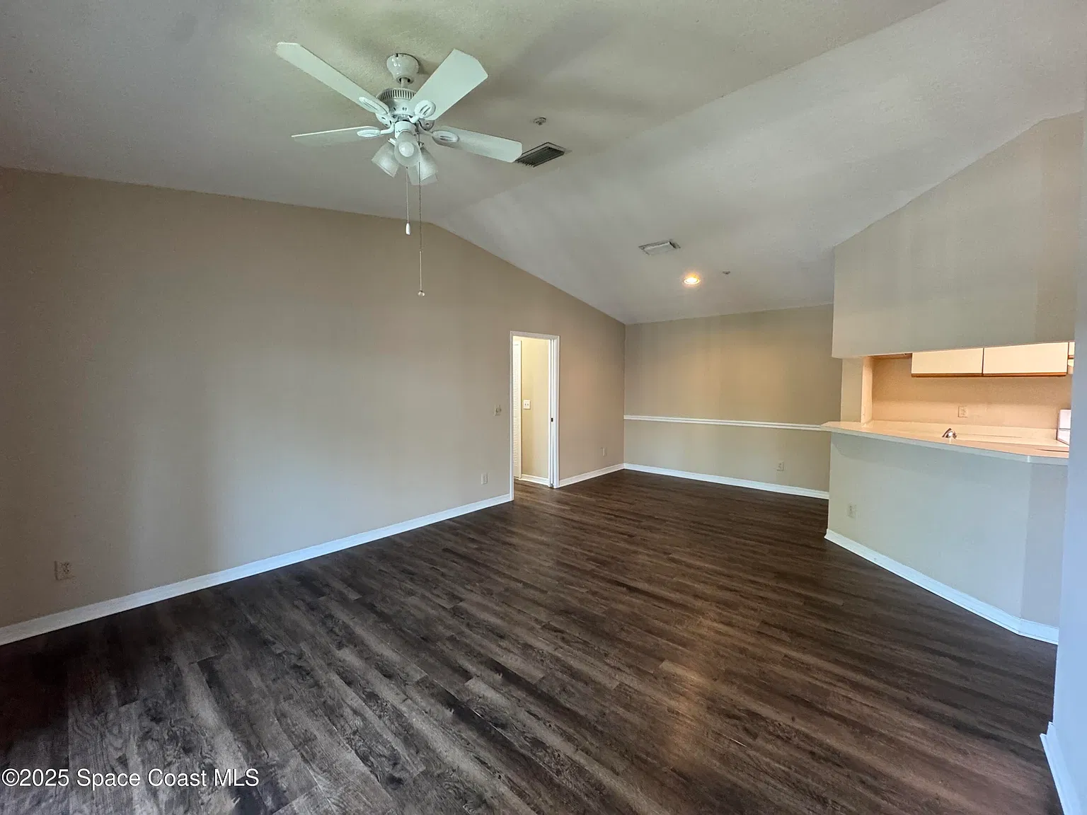 2 bed, 2.0 bath, 1078 sqft, $1,500 — Photo 3