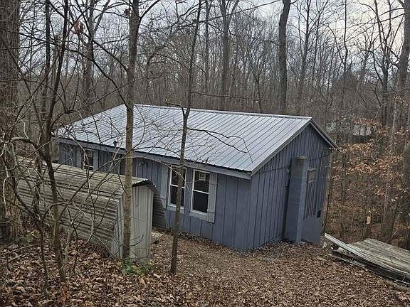 3rd image of 100 Fieldside Dr