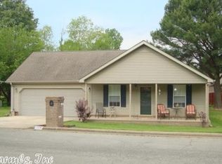 1204 Amanda Ln, Paragould, AR 72450