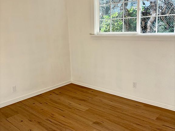 4th image of 77 Porta Vista Dr #18