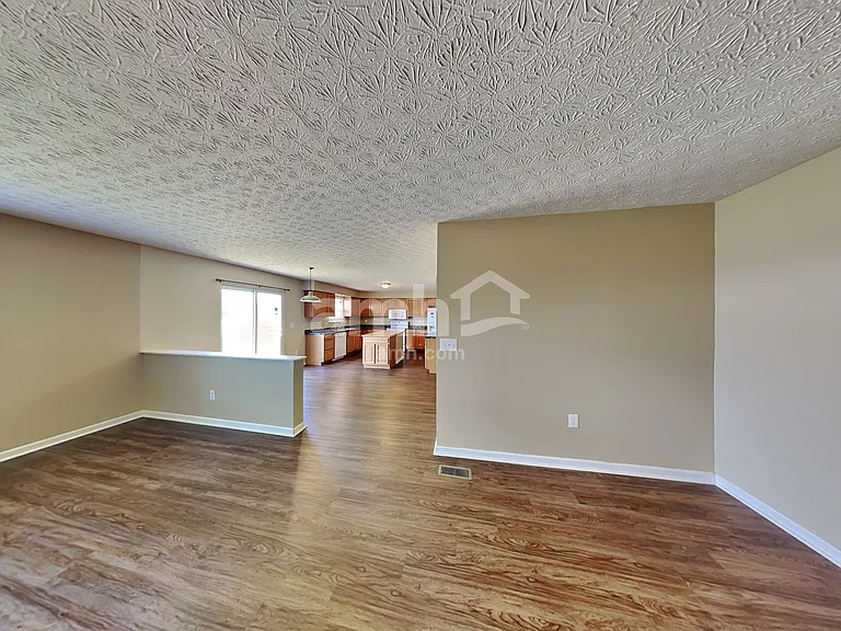 5609 Nutmeg Pl — Photo 8