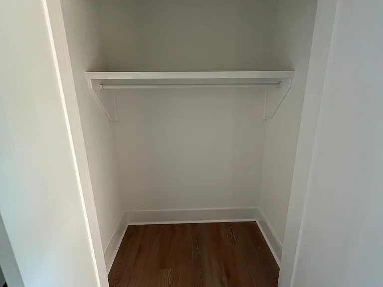 220 Nelson Ave — Photo 11