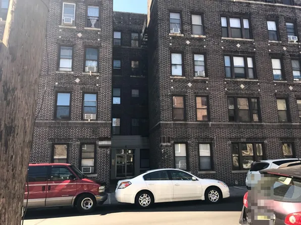 315 56th St #56, West New York, NJ 07093