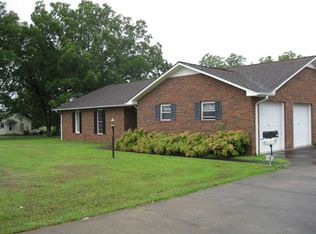 204 Cross Roads Dr, Seneca, SC 29678