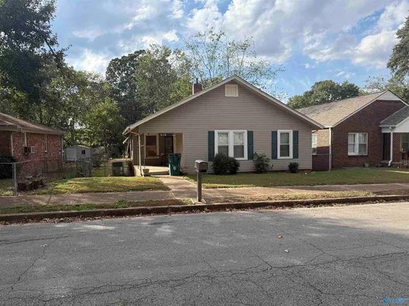 1009 Annapolis Ave, Sheffield, AL 35660