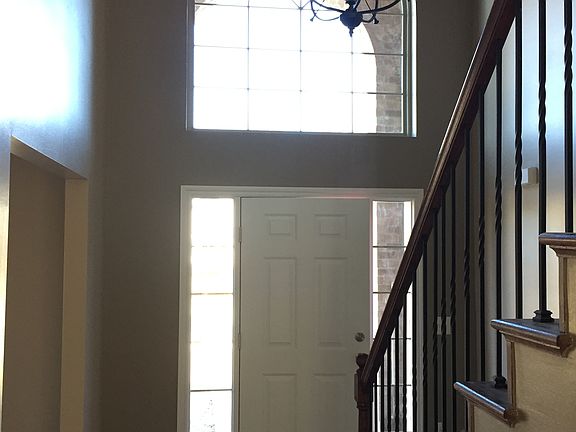 5th image of 22262 Brywood Ct